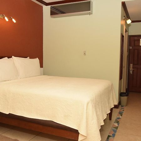 Brandsville Suites Georgetown Luaran gambar