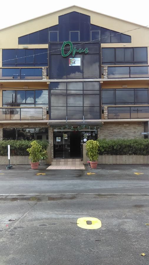 Brandsville Suites Georgetown Luaran gambar